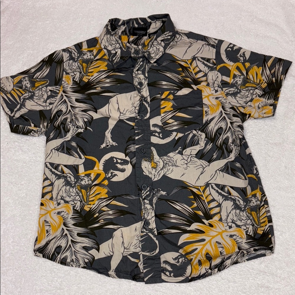 Jurassic world dinosaur tropical short sleeve button down boys medium